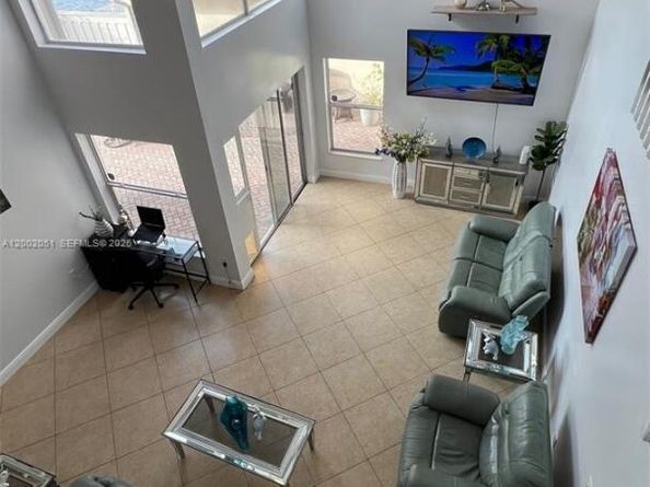 1590 Seagrape Way, Hollywood FL 33019