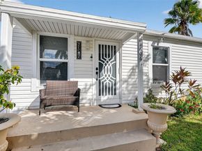1606 N D St, Lake Worth FL 33460