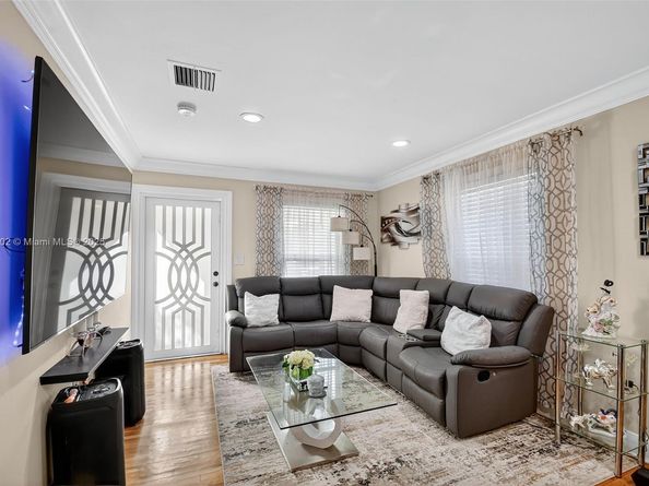 1606 N D St, Lake Worth FL 33460
