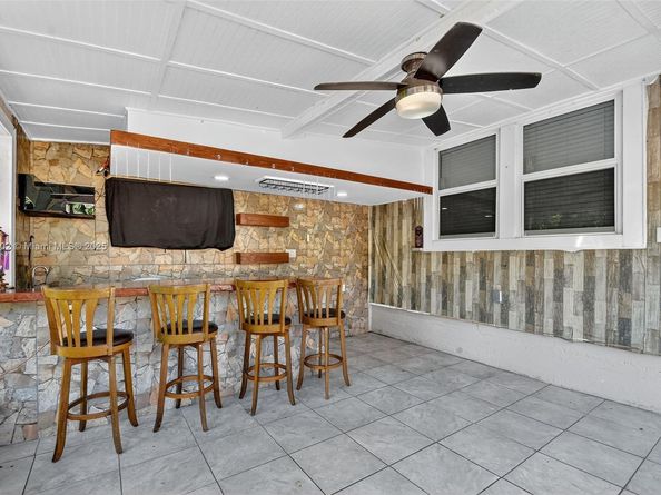 1606 N D St, Lake Worth FL 33460