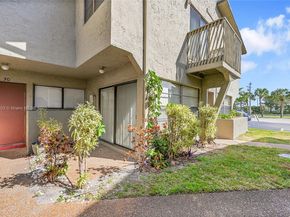 2532 SE Coral Springs Dr 2532, Coral Springs FL 33065