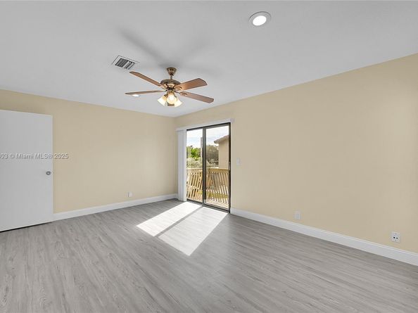 2532 SE Coral Springs Dr 2532, Coral Springs FL 33065