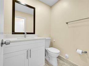 2532 SE Coral Springs Dr 2532, Coral Springs FL 33065