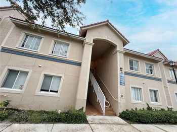 1169 Golden Lakes Blvd