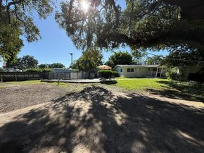 2697 SW 51st Ct, Dania Beach FL 33312