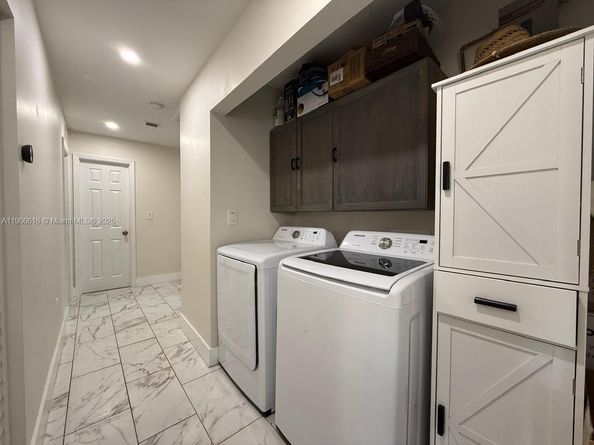 2697 SW 51st Ct, Dania Beach FL 33312