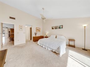 567 NE 199th Ter 1S, Miami FL 33179