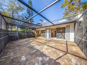 567 NE 199th Ter 1S, Miami FL 33179