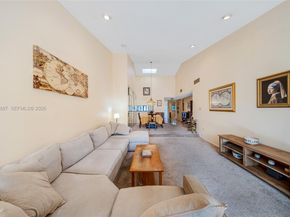 567 NE 199th Ter 1S, Miami FL 33179