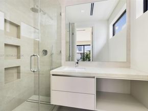 3113 Elizabeth Street, Miami FL 33133