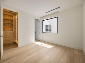 3113 Elizabeth Street, Miami FL 33133