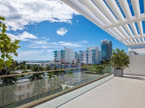 300 Collins Ave PH2, Miami Beach FL 33139