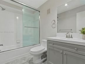 14711 Kirsten Ct, Davie FL 33325