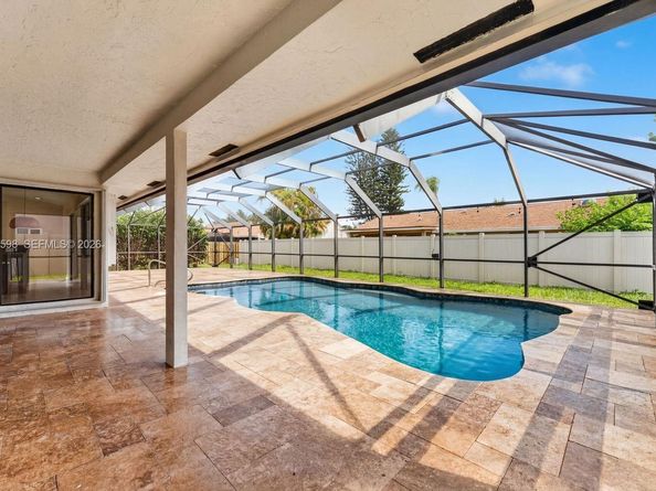 14711 Kirsten Ct, Davie FL 33325