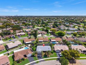 14711 Kirsten Ct, Davie FL 33325