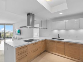 17301 Biscayne Blvd 1704, North Miami Beach FL 33160