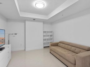 17301 Biscayne Blvd 1704, North Miami Beach FL 33160