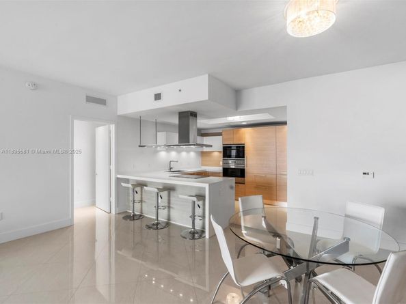 17301 Biscayne Blvd 1704, North Miami Beach FL 33160
