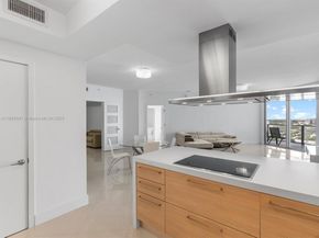 17301 Biscayne Blvd 1704, North Miami Beach FL 33160