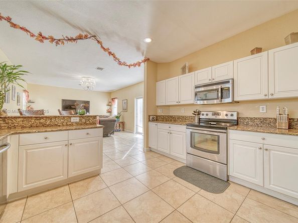 229 NE 36 Avenue Rd, Homestead FL 33033