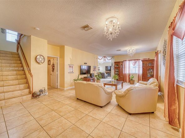 229 NE 36 Avenue Rd, Homestead FL 33033