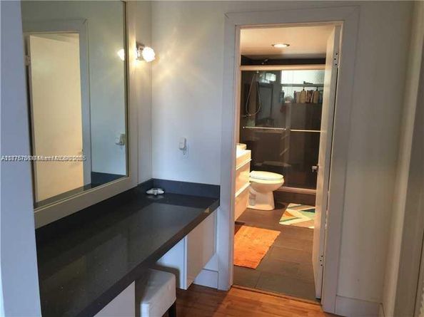 4000 NE 170th St 204, North Miami Beach FL 33160