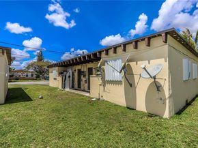 720 SW 6th St, Homestead FL 33030