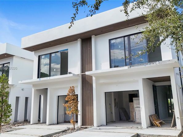 13 SE 12th Ave, Fort Lauderdale FL 33301