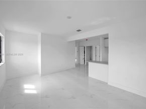 450 Beacom Blvd, Miami FL 33135