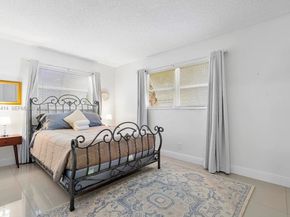 5800 NE 18th Ave, Fort Lauderdale FL 33334