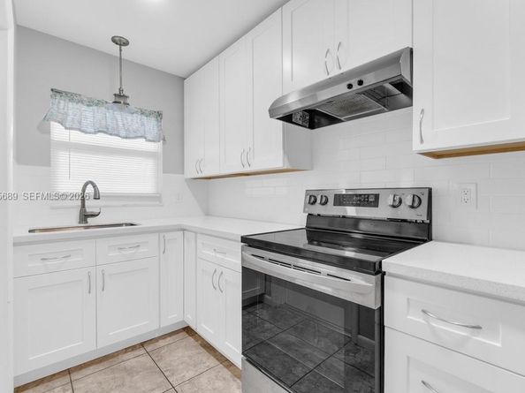 5300 Washington St J218, Hollywood FL 33021