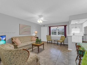 5300 Washington St J218, Hollywood FL 33021