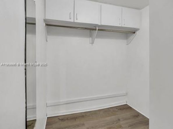 5181 SW 7th St, Miami FL 33134