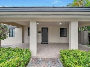 5181 SW 7th St, Miami FL 33134