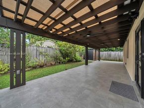 5181 SW 7th St, Miami FL 33134