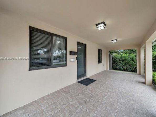 5181 SW 7th St, Miami FL 33134