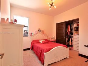 16065 SW 136th Ter, Miami FL 33196