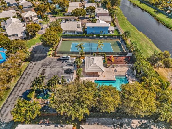 6402 SW 113th Ave, Miami FL 33173