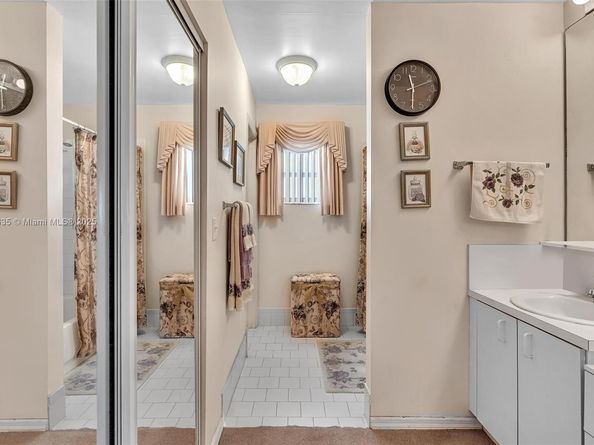 6402 SW 113th Ave, Miami FL 33173