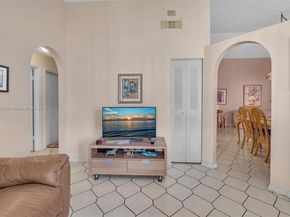 6402 SW 113th Ave, Miami FL 33173