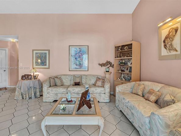 6402 SW 113th Ave, Miami FL 33173