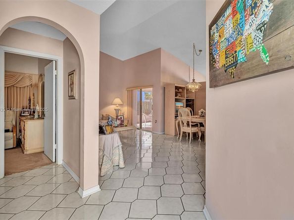 6402 SW 113th Ave, Miami FL 33173