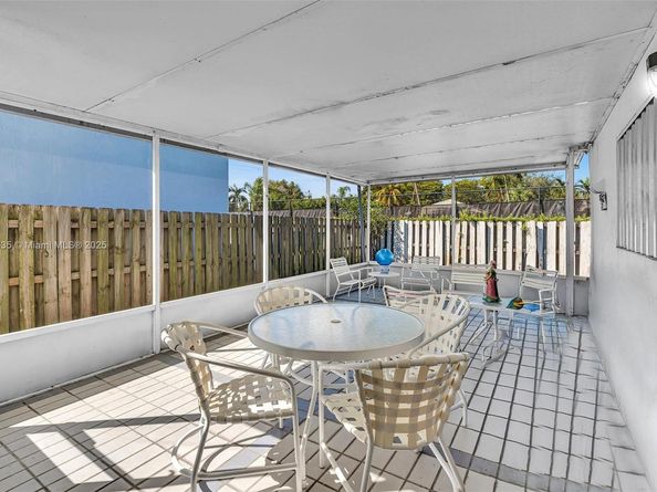 6402 SW 113th Ave, Miami FL 33173