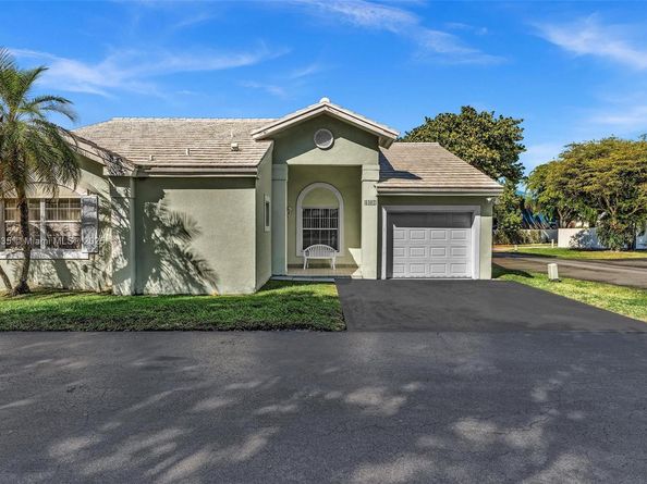 6402 SW 113th Ave, Miami FL 33173