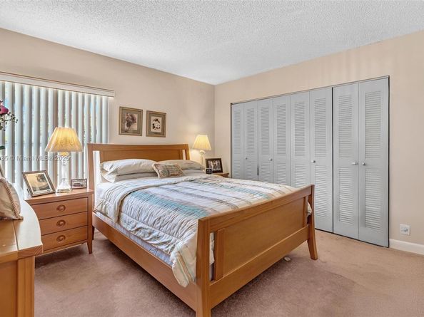 6402 SW 113th Ave, Miami FL 33173