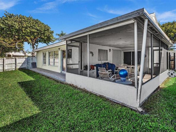 6402 SW 113th Ave, Miami FL 33173