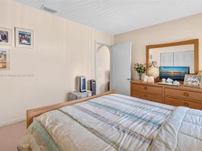 6402 SW 113th Ave, Miami FL 33173