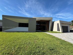 45 NW 158th St, Miami FL 33169