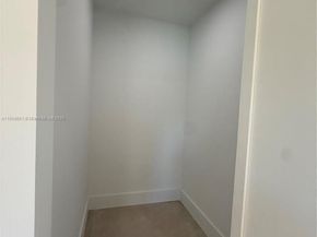 45 NW 158th St, Miami FL 33169