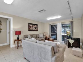 6561 NW 28th St, Sunrise FL 33313